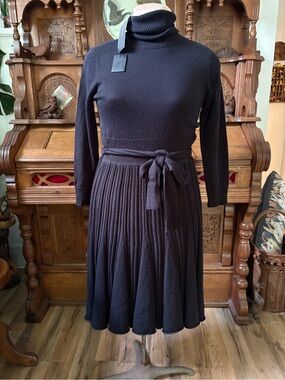 BCBGMAXAZRIA Luxury Designer 100% Wool Black Turtleneck Sweater Dress with Belt